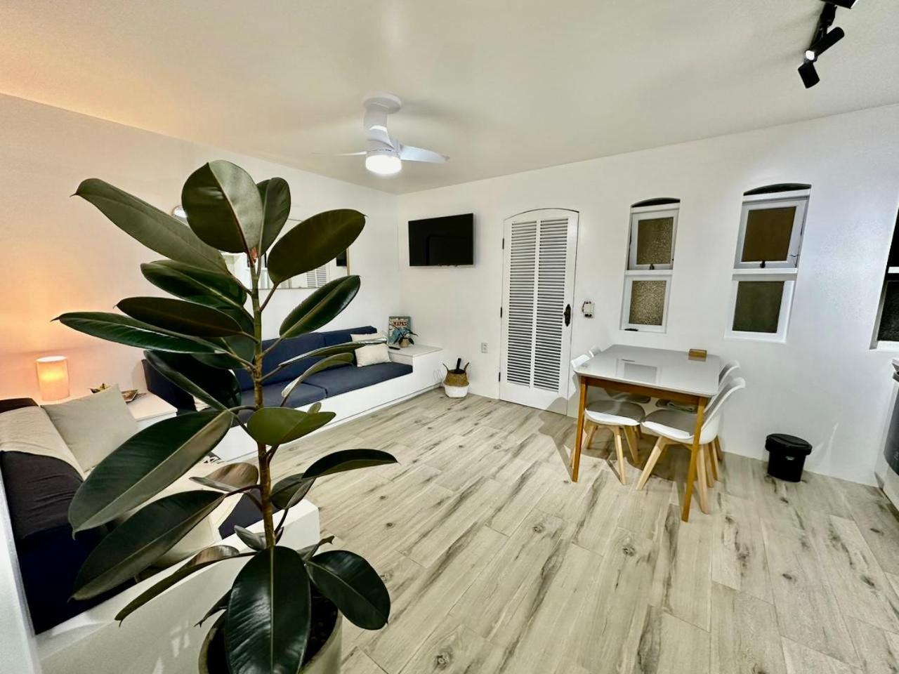 Apartamento estilo Chalé com piscina Ubatuba Extérieur photo